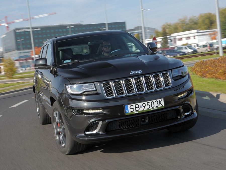  Jeep Grand Cherokee SRT 2013 года  (EU) (фото 14 из 14)